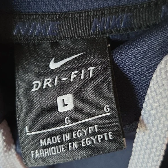 Nike Men's Navy Blue Hoodie - Picture 2 of 8